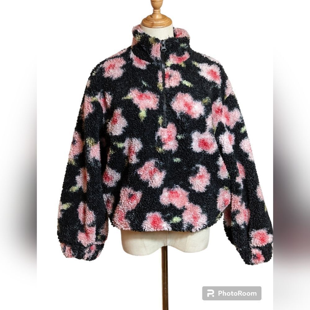 Sandy Liang Black Floral Fleece Fuzzy Pullover